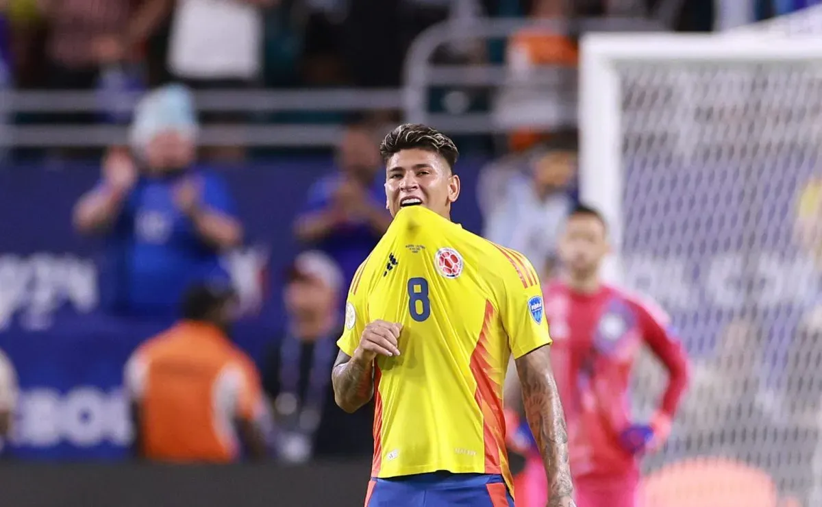 Flamengo segue interessado em contratar Jorge Carrascal