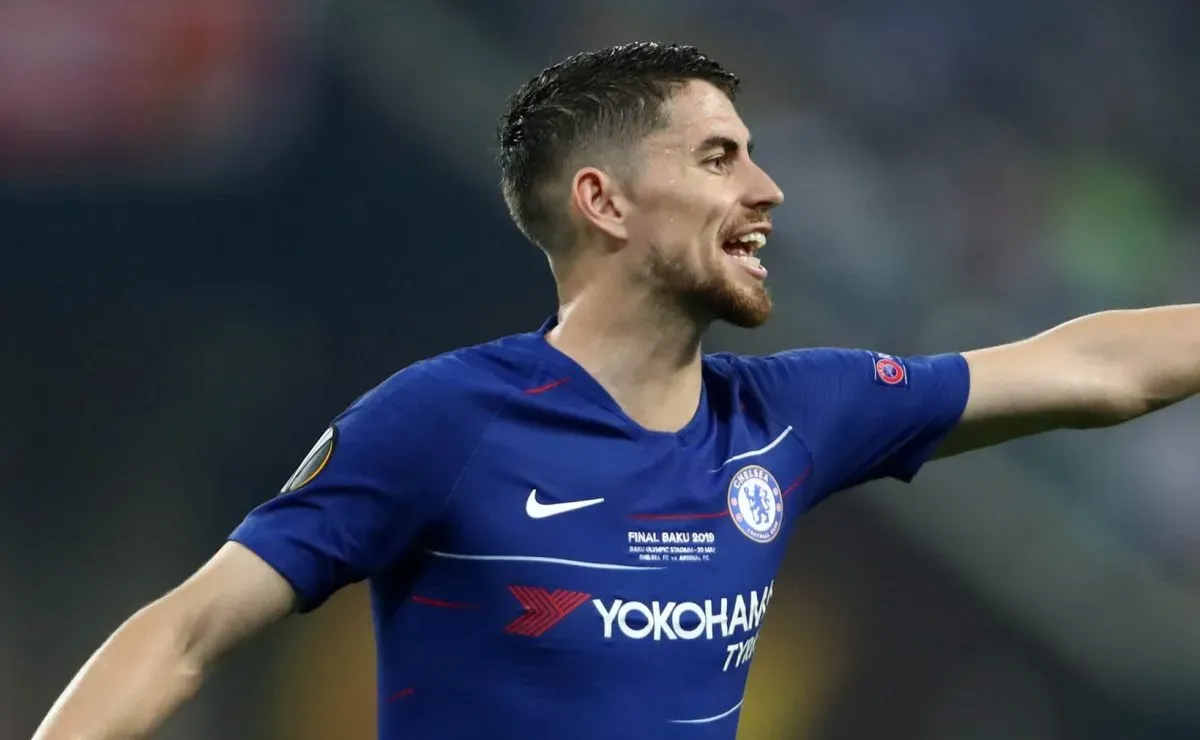 Jorginho chega ao Rio de Janeiro e vai direto para o CT do Flamengo