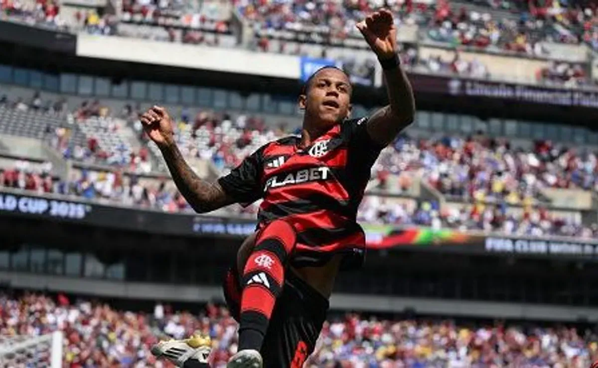 Wallace Yan decide contra o Chelsea e vira destaque do Mundial