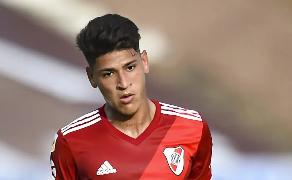 Carrascal contratado pelo Flamengo por valor astronômico tem notícia urgente confirmada