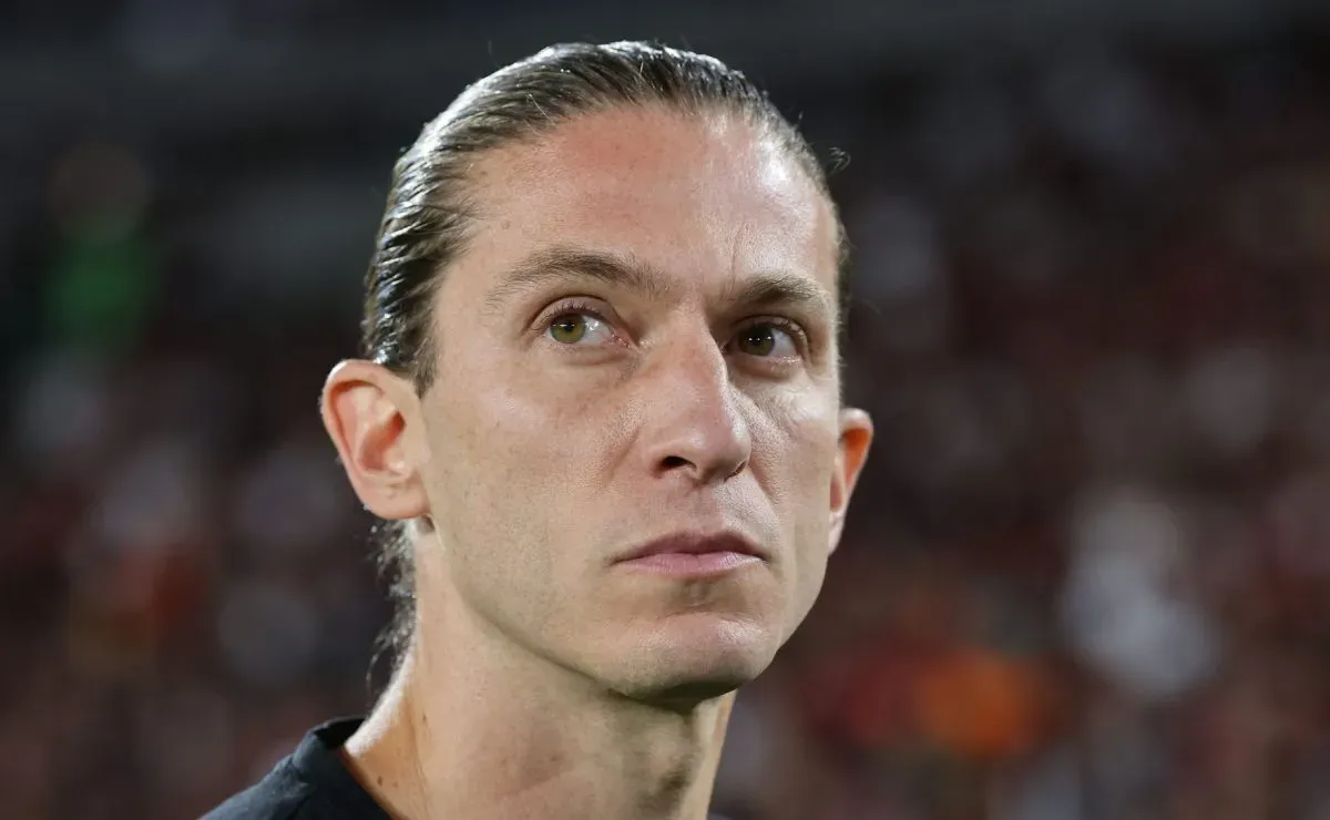 Filipe Luís libera e Flamengo decide vender atacante agora mesmo