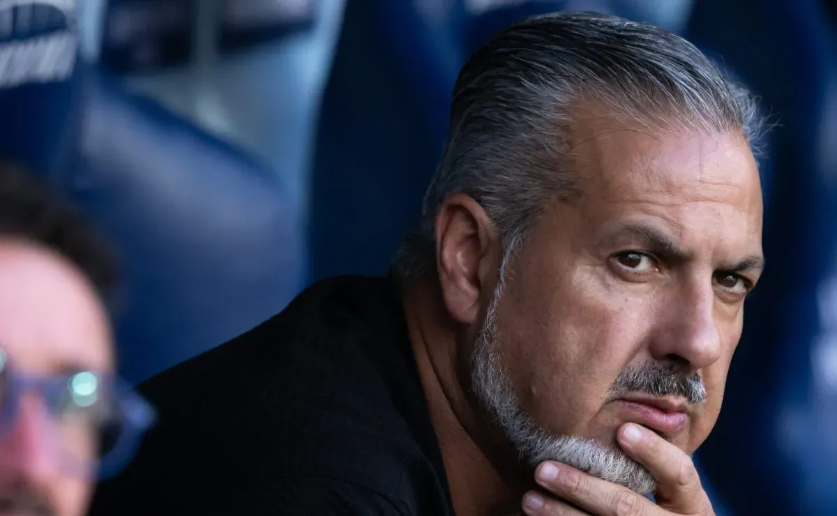 Flamengo vê negociação não avançar e decisão de José Boto é divulgada