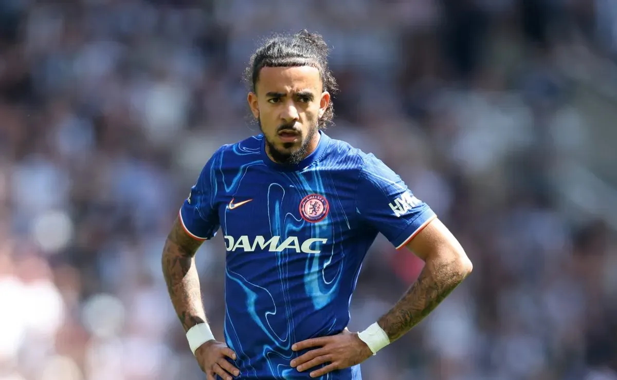 Gusto não esqueceu da derrota do Chelsea para o Flamengo e fala sobre o Rubro-Negro