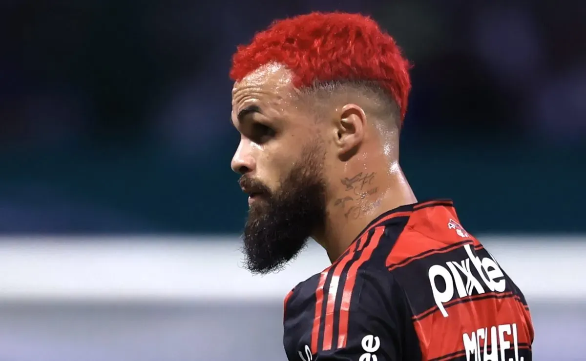 Michael fica perto de deixar o Flamengo; veja destino