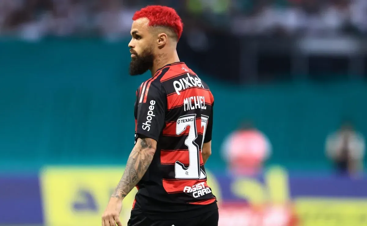 Michael quer deixar o Flamengo e já avalia novo destino