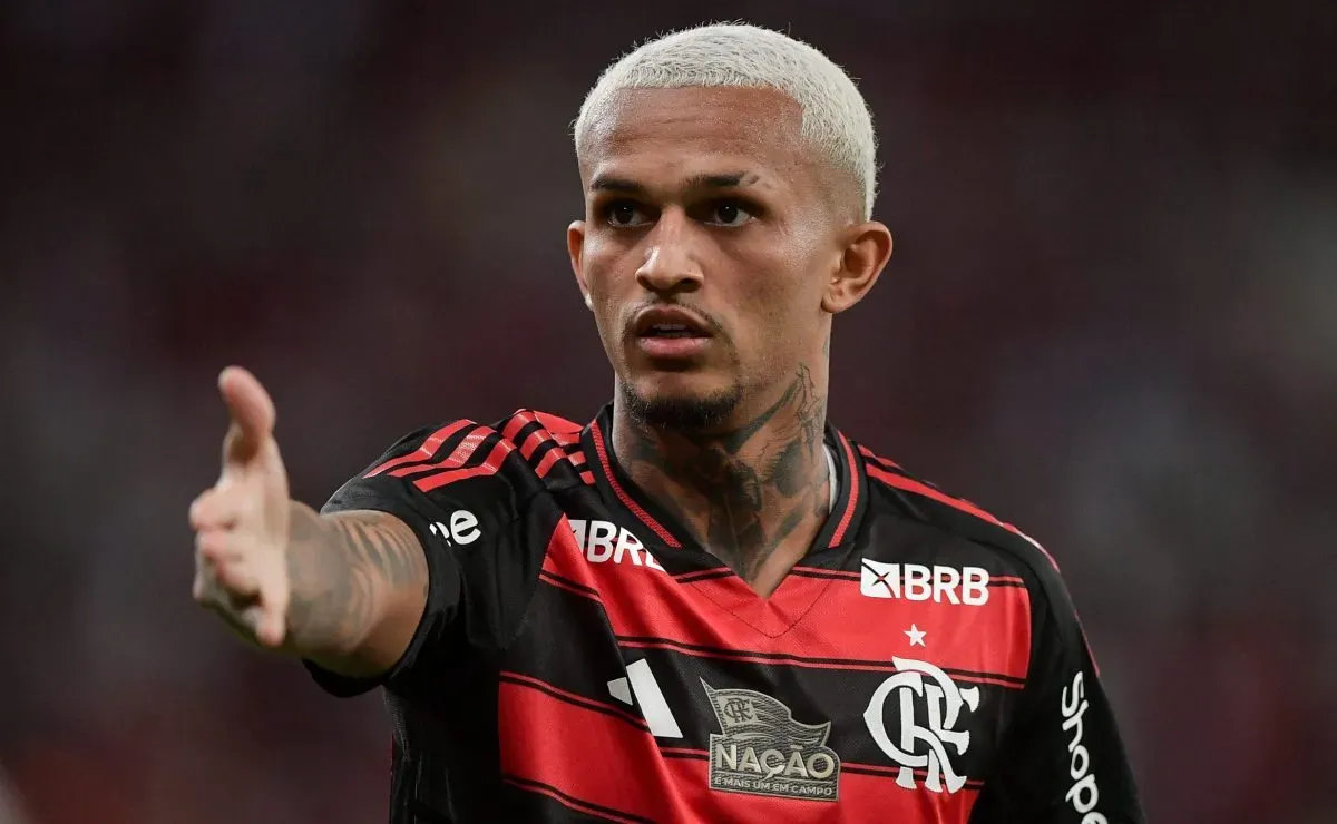 Reviravolta inacreditável. Veja valor que o Flamengo aceitou da Roma para vender Wesley