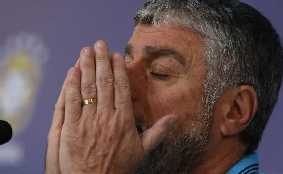 Runco ‘chora’ após receber aviso em caso De La Cruz no Flamengo