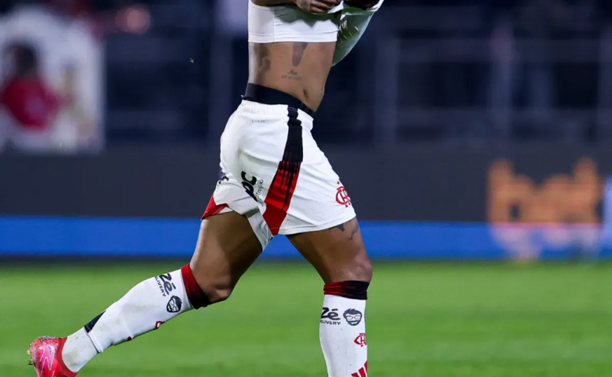 Wesley entra no top-5 de vendas do Flamengo e pode render R$ 196 milhões