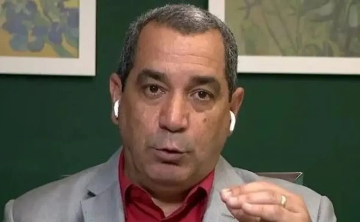 Zinho dispara contra Filipe Luís e defende atacante Pedro: “Não houve insubordinação"