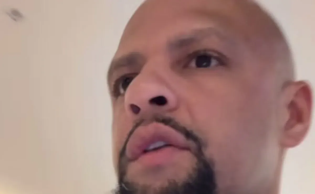"Aprendam, pelo amor de Deus"; Felipe Melo faz pedido para rivais do Flamengo e declaração bomba nas redes