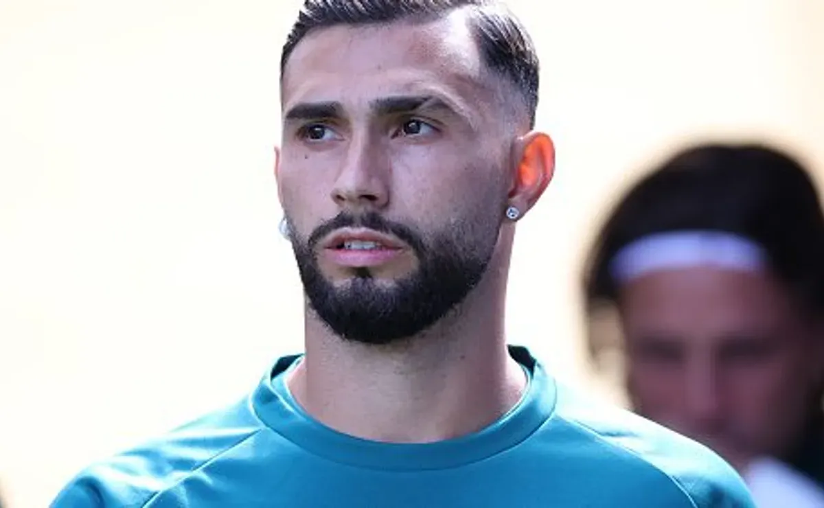 Atacante quer muito o Flamengo e câmeras flagram atitude polêmica