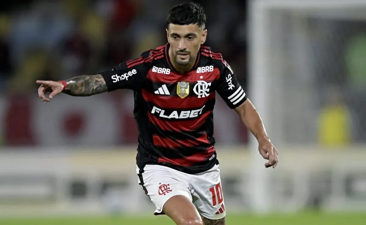 Craque Neto coloca o Flamengo em “outro patamar” e elogia Arrascaeta