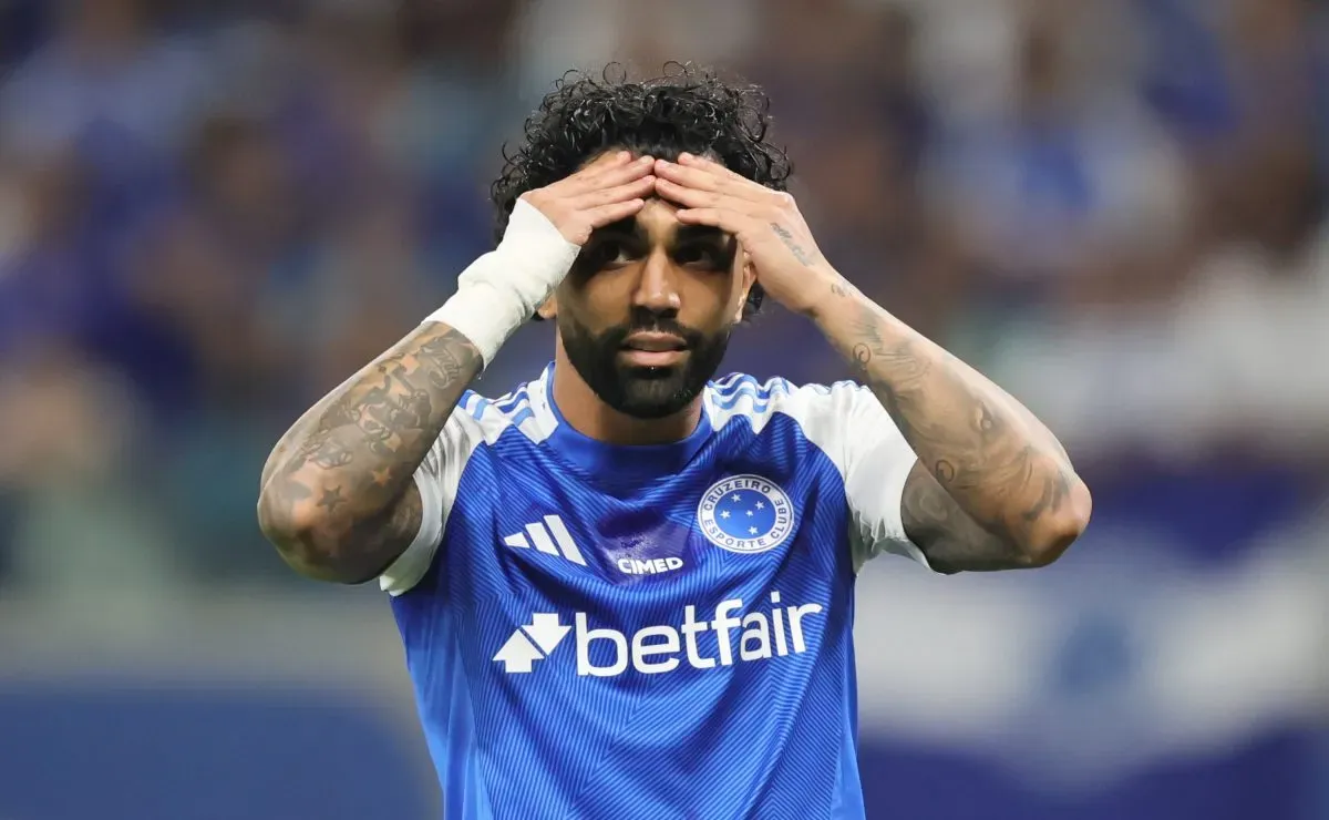 Cruzeiro negocia Matheus França, ex-Flamengo, após levar Gabigol e outros