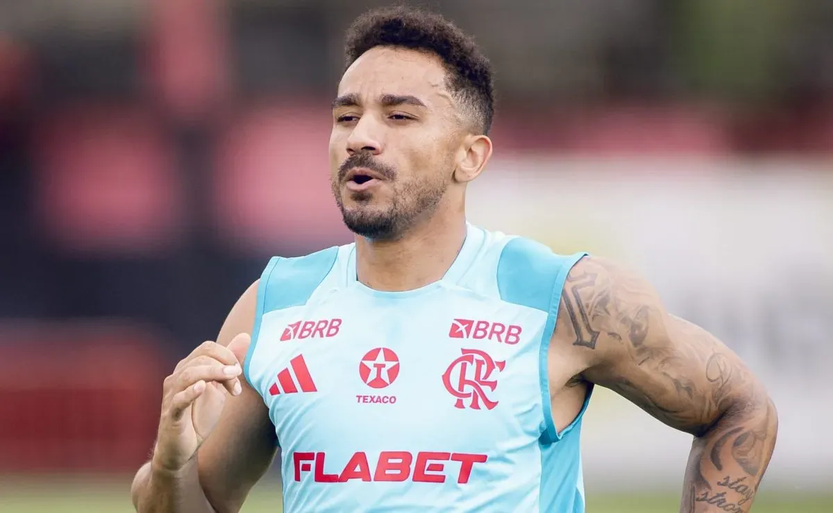 De la Cruz e Danilo evoluem e podem voltar contra o Internacional