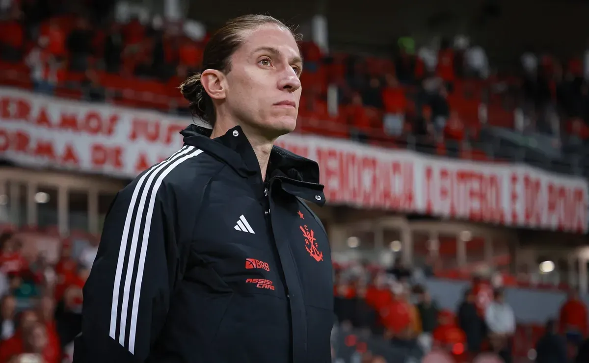 Fim da linha? Meia pode deixar o Flamengo nesta janela