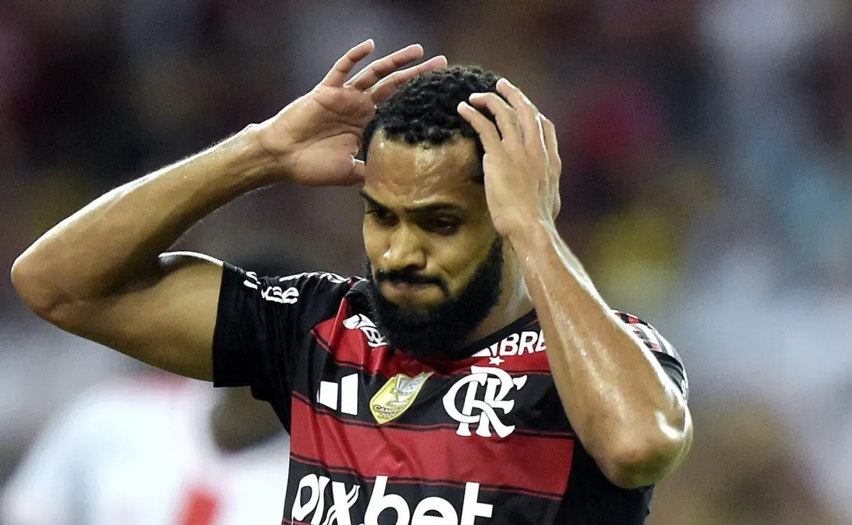 Flamengo procura novo atacante após decepção com Juninho