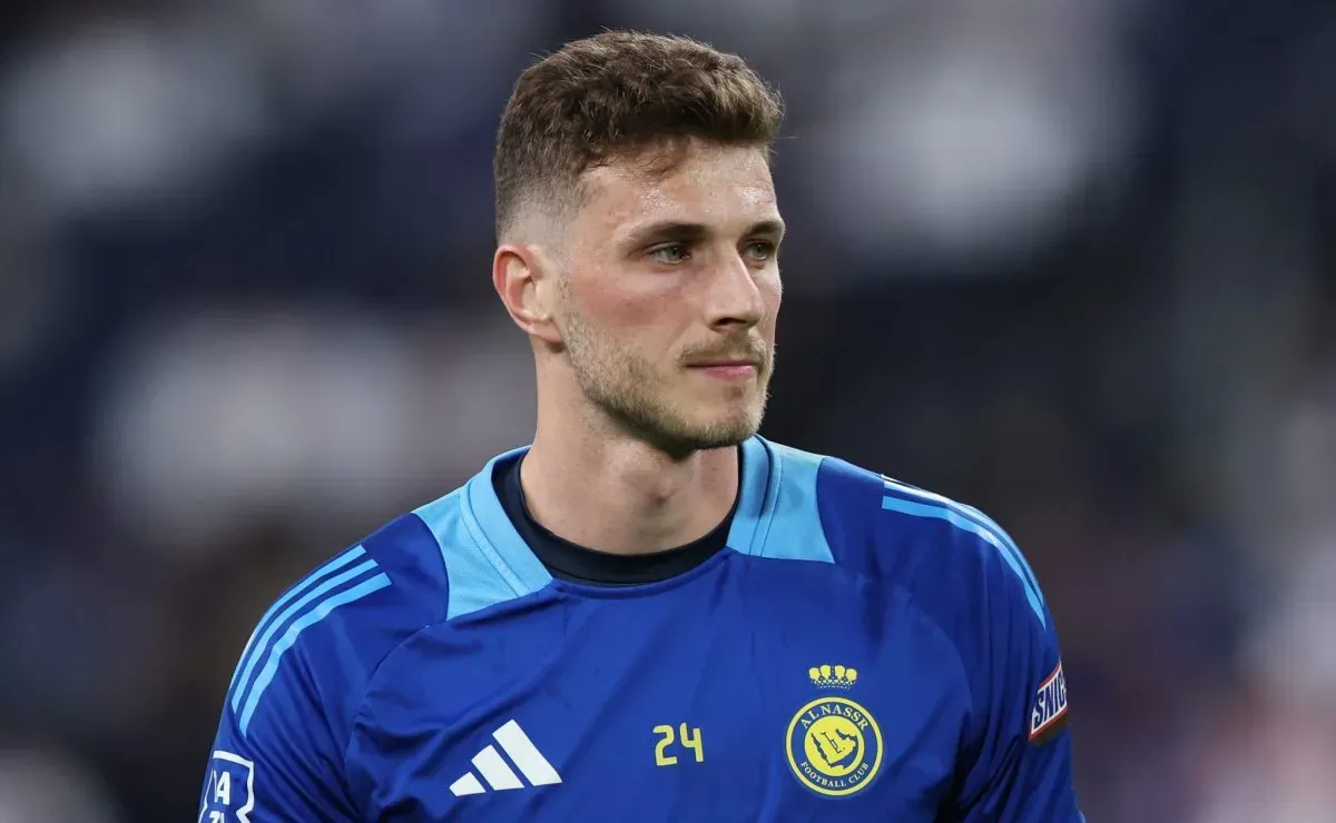 Goleiro Bento contratado pelo Flamengo para concorrer com Rossi tem veredito do Clube