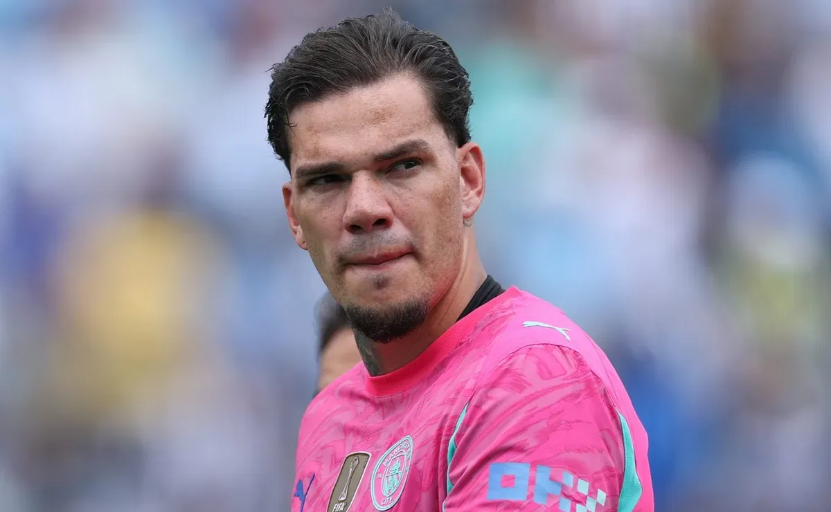 Goleiro Ederson contratado pelo Flamengo por valores milionários tem notícia confirmada por Nicola