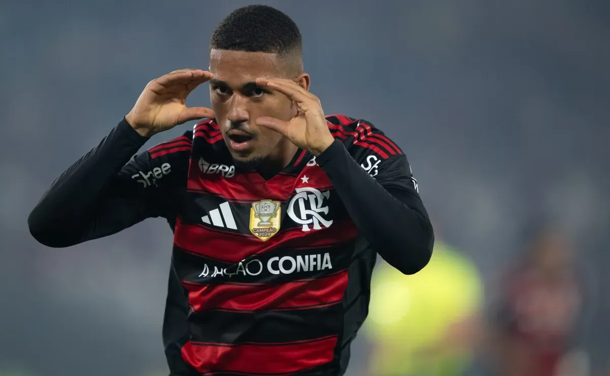 Samuel Lino transforma sua estreia pelo Flamengo em espetáculo