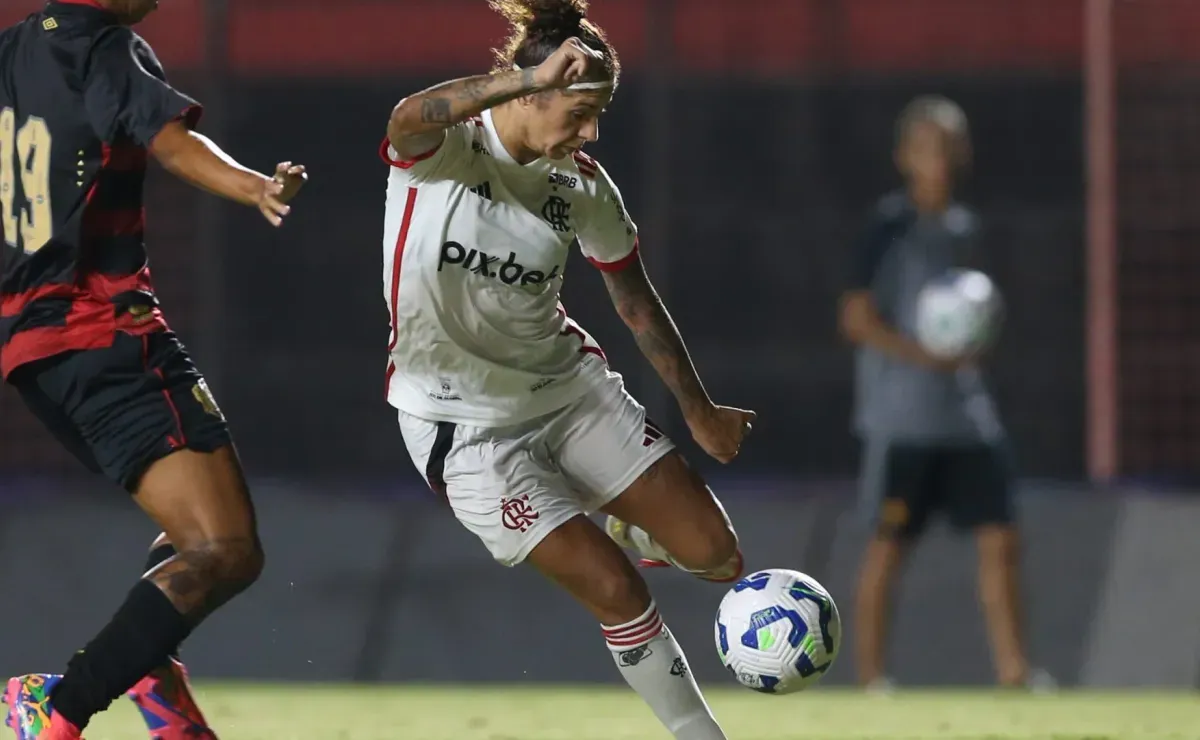 Cristiane é afastada e desfalca o Flamengo no Carioca