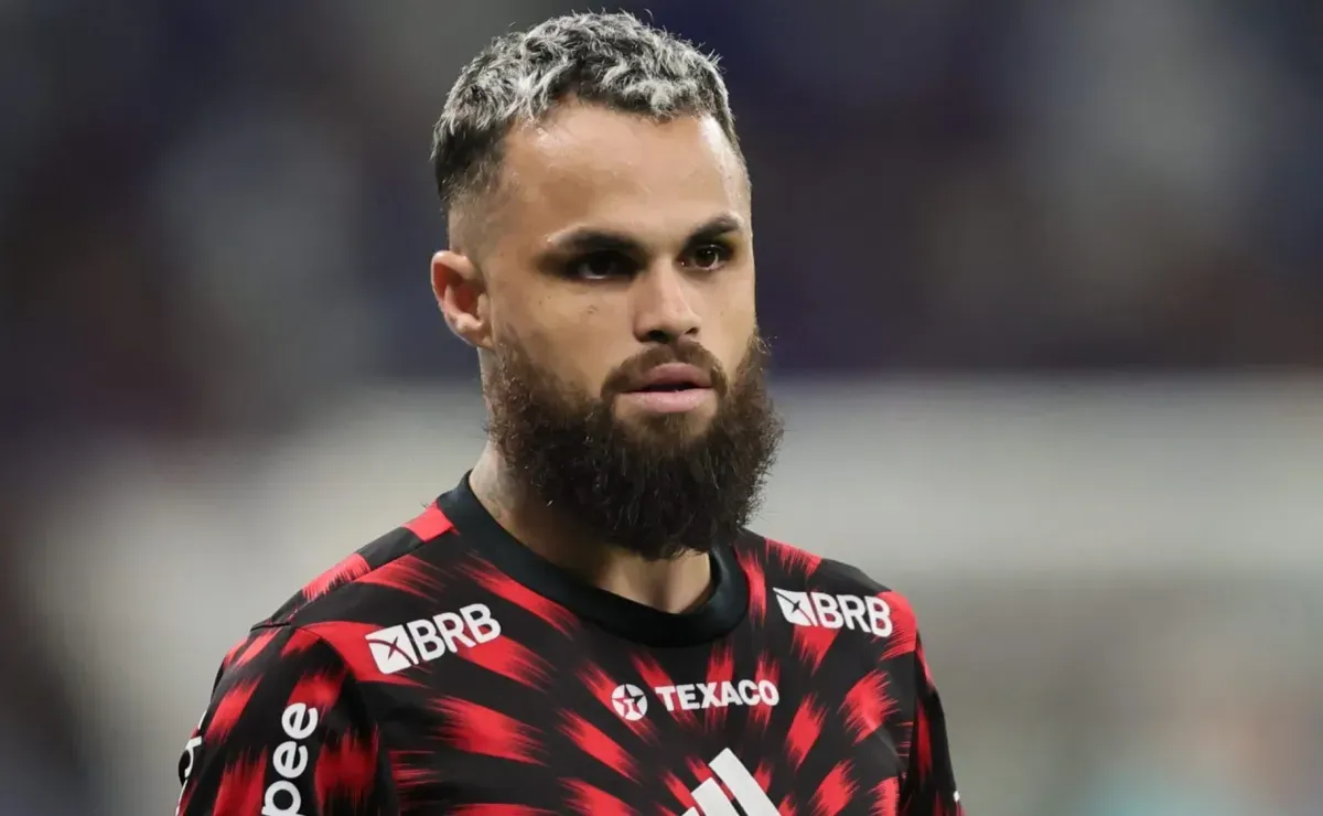 Essa informação sobre a saída de Michael do Flamengo é confirmada por jornalista