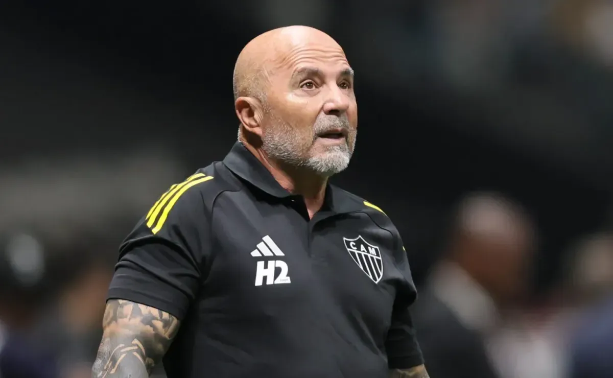 Flamengo decide liberar meio-campista para o Galo de Sampaoli