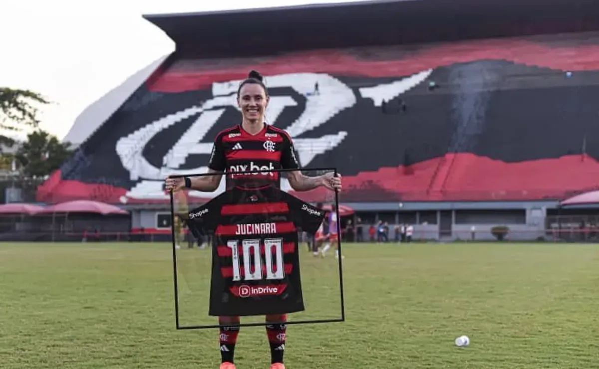 Jucinara assume favoritismo e destaca Flamengo no Carioca