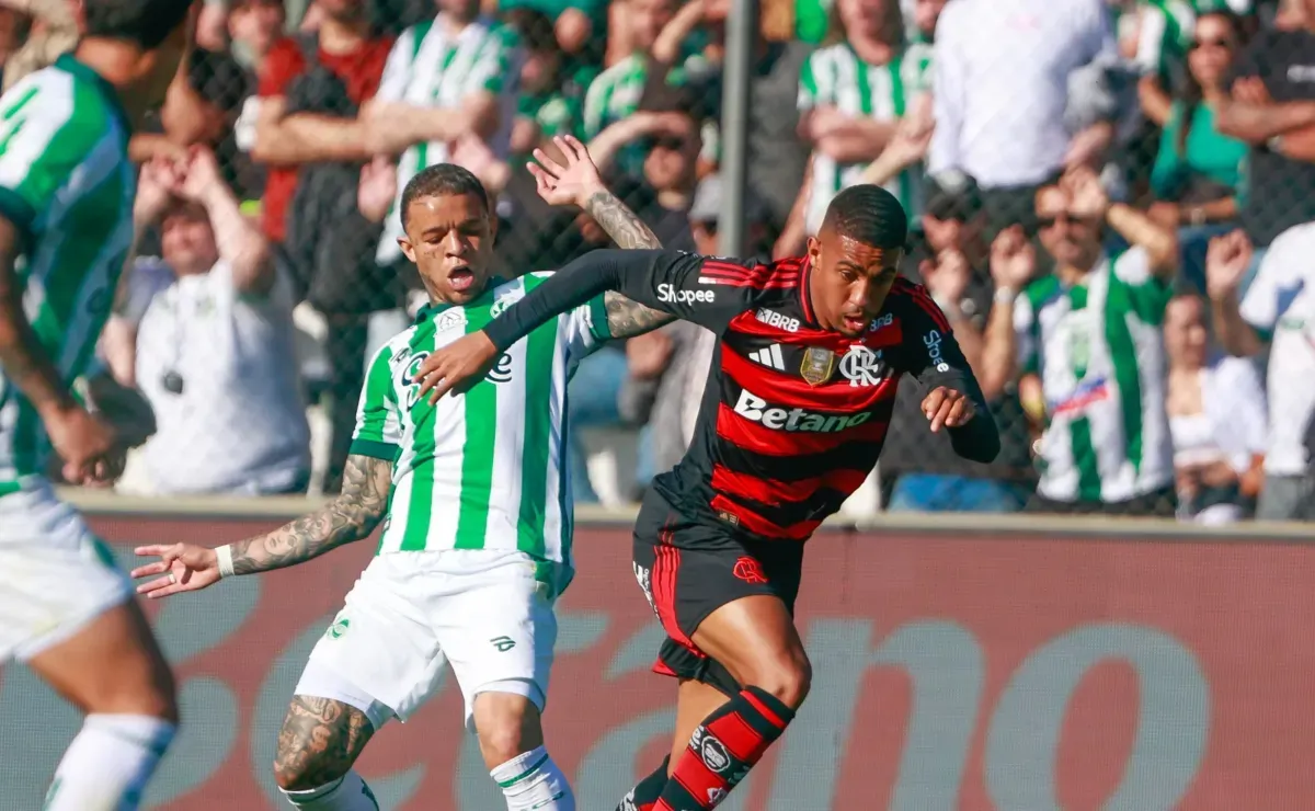 Renata Ruel aponta Flamengo prejudicado contra o Juventude após não expulsão em lance contra Samuel Lino