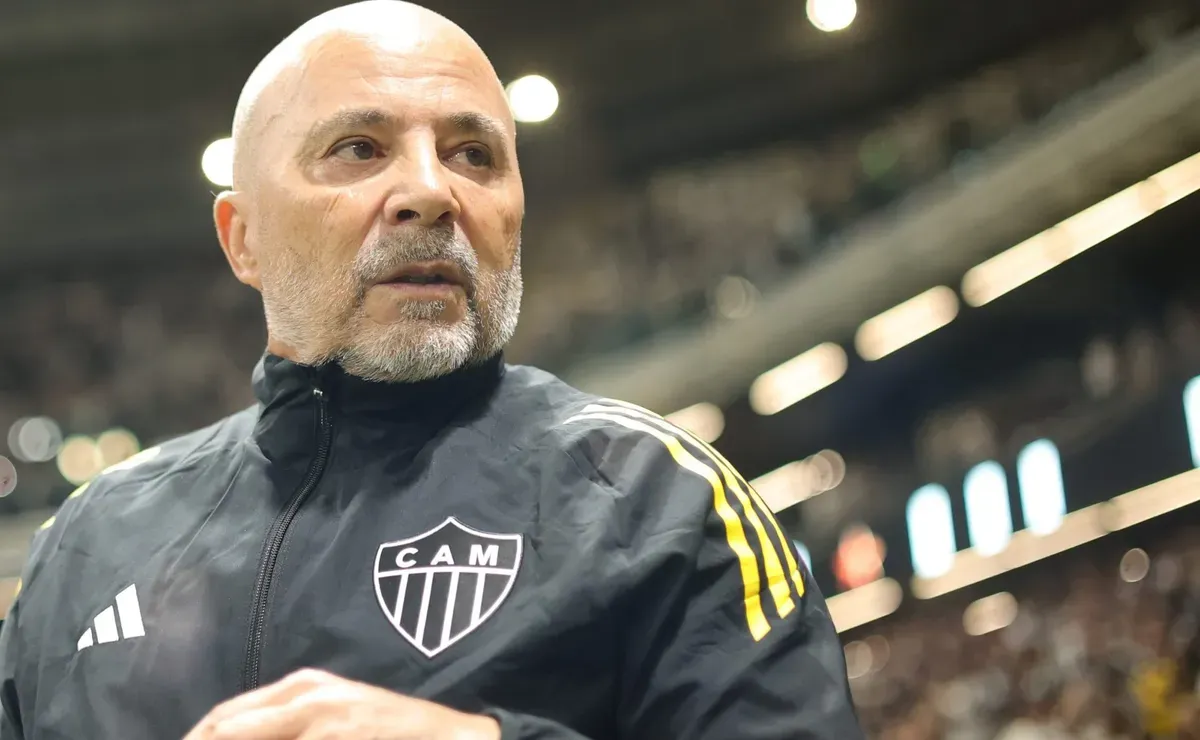 Sampaoli quer ídolo do Flamengo e +2 jogadores do clube no Galo