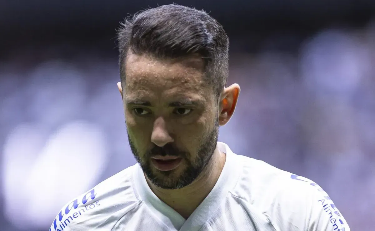 Torcida do Bahia detona Everton Ribeiro, ex-Flamengo, após eliminação