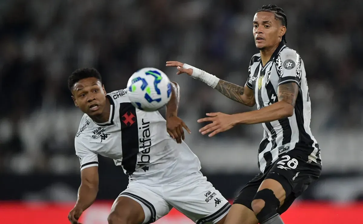 Torcida do Flamengo enaltece atitude de Matheus França durante Botafogo x Vasco: "Ele é muito flamenguista"