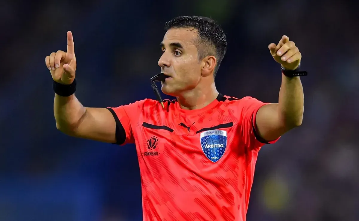 Torcida do Flamengo teme erros de arbitragem após Palmeiras x River