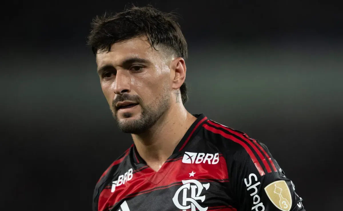 Arrascaeta responde 1ª oferta de renovação do Flamengo e toma decisão sobre futuro