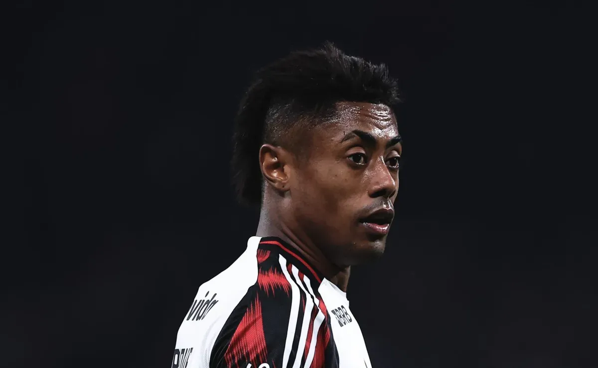 Bruno Henrique comenta sobre polêmica envolvendo posição