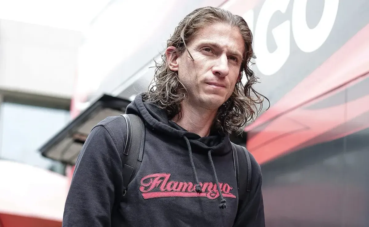 Filipe Luís pede muito dinheiro para renovar com o Flamengo