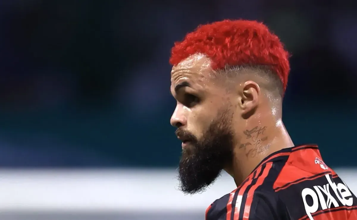 Flamengo prioriza venda ao exterior e não quer negociar Michael com Internacional