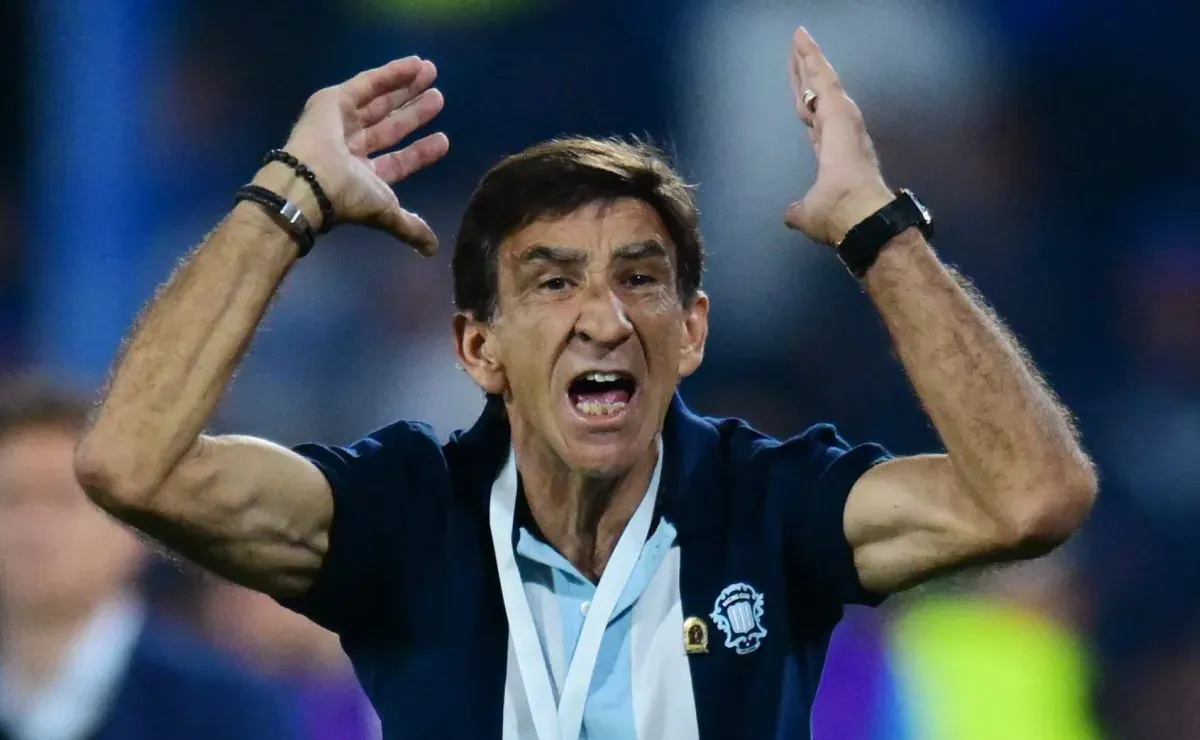 Gustavo Costas, técnico do Racing, manda recado antes de enfrentar Flamengo