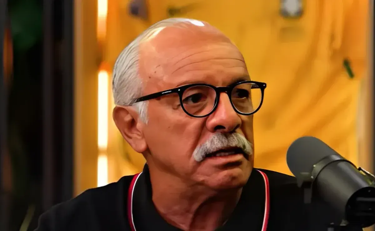 Maestro Júnior expõe erro de Filipe Luís no Flamengo por reserva de Luiz Araújo