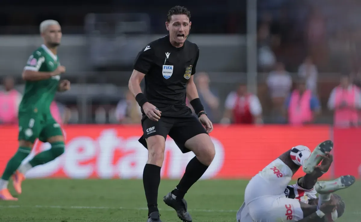 STJD denuncia árbitros e Vitor Roque após polêmicas