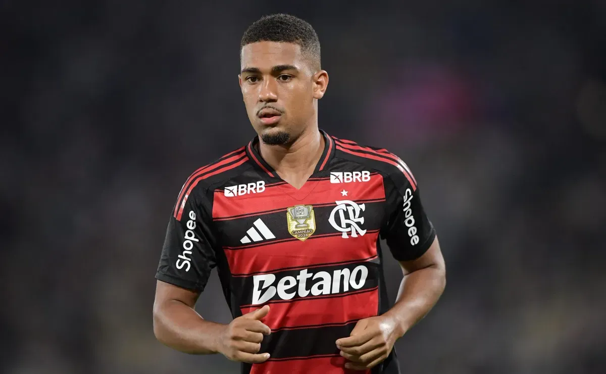 Samuel Lino perde grande chance em noite inspirada de Cássio