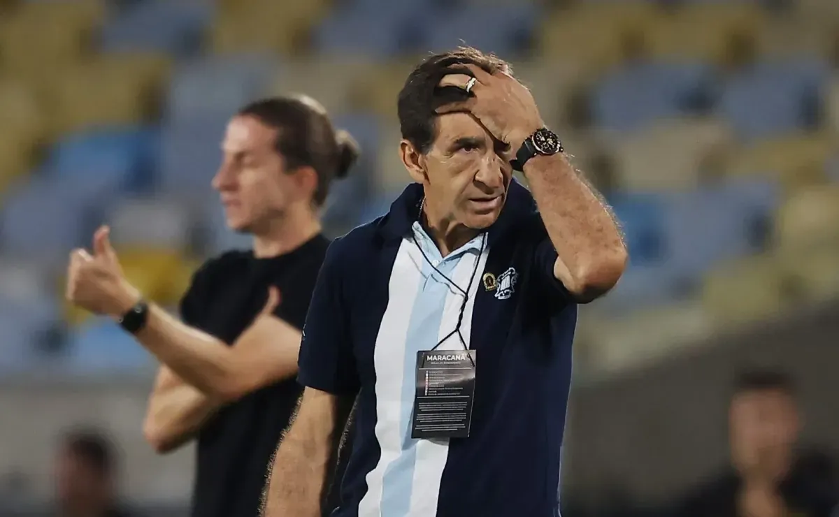 Suposto áudio de Gustavo Costas, do Racing, não caiu bem no Flamengo