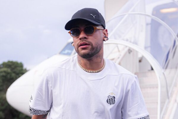 Neymar reage à exclusão de Ancelotti: “Preparado se pintar chance”