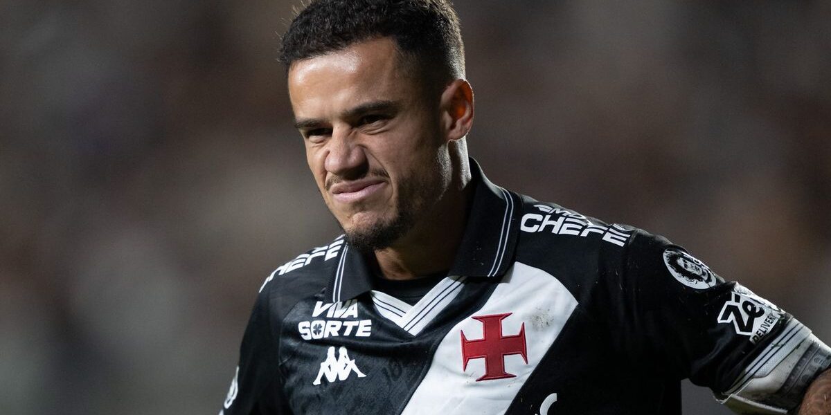 Corinthians mira goleiro e centroavante; Coutinho está fora