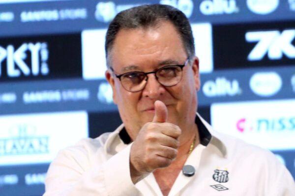 Santos e SAF: Santo Domingo nega, mas negociação com fundo dos EUA segue