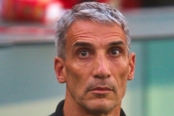 Corinthians pode afundar Santos e derrubar Vojvoda no clássico