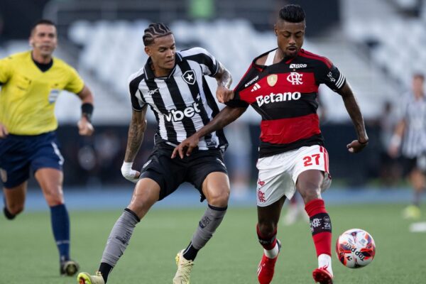 Botafogo x Flamengo: onde ver AO VIVO, horário e escalações