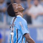 Grêmio empata com Bragantino após desperdiçar chances claras