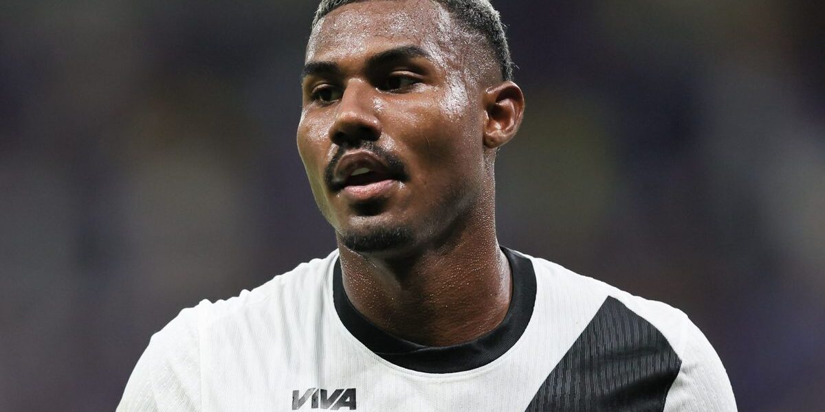 Cuiabano vira desejo da torcida do Flamengo na lateral-esquerda