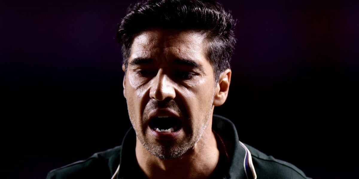 Abel Ferreira expulso no Choque-Rei e perde jogo contra Grêmio