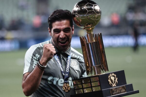 Sucesso do Abel Ferreira custa caro ao Palmeiras